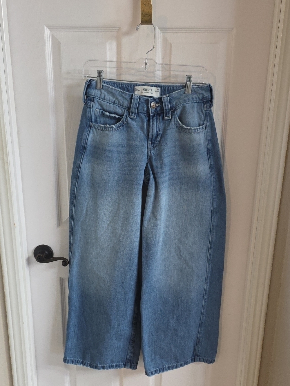 HOLLISTER (W25) Low-Rise Wide Leg/Super Baggy Jeans